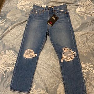 Levi’s wedgie straight leg jeans